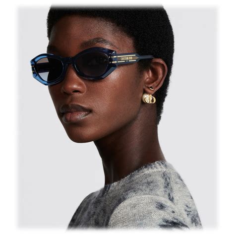 sunglasses dior 1 blue brwin|DiorSignature B1U sunglasses in blue .